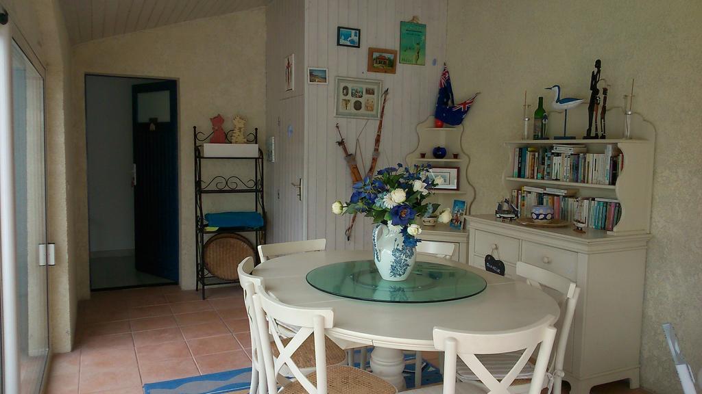 Chambre D'Hotes Armoise Lagord Rom bilde