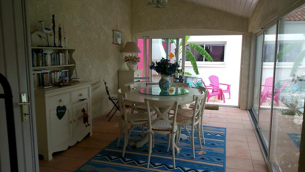 Chambre D'Hotes Armoise Lagord Rom bilde